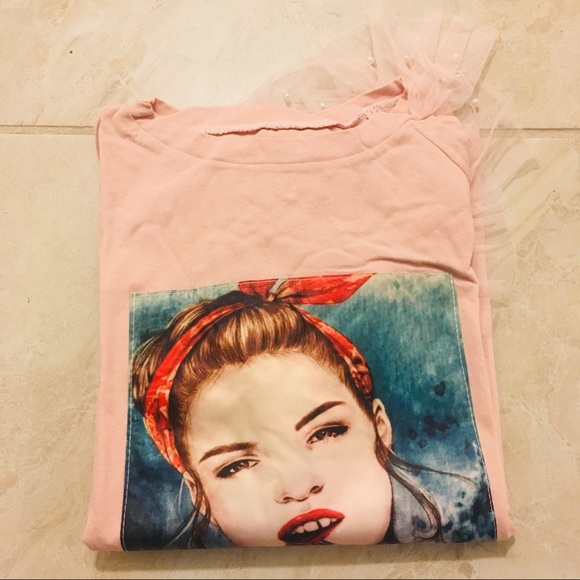 💞Graphic Tee💞 - Picture 2 of 7